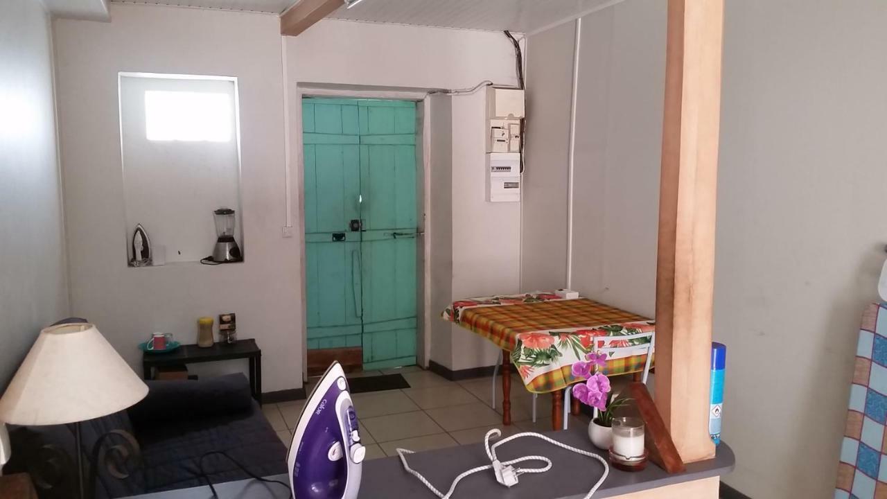 Chambre D'Hote A Saint-Pierre Bagian luar foto
