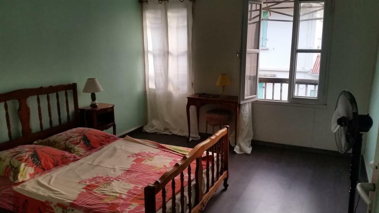 Chambre D'Hote A Saint-Pierre Bagian luar foto